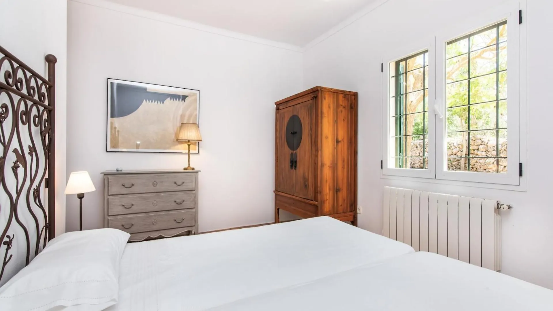 Semesterbostad Country House Near Cala Petita Beach Manacor  Spanien